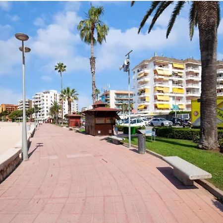 One Bedroom Flat In Fenals Lloret De Mar For 4 People Екстериор снимка